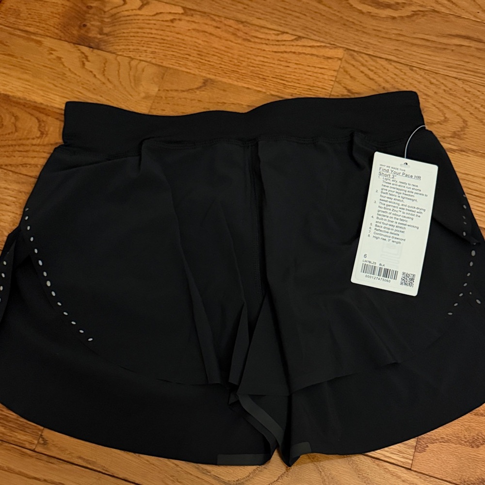 lululemon find your pace shorts